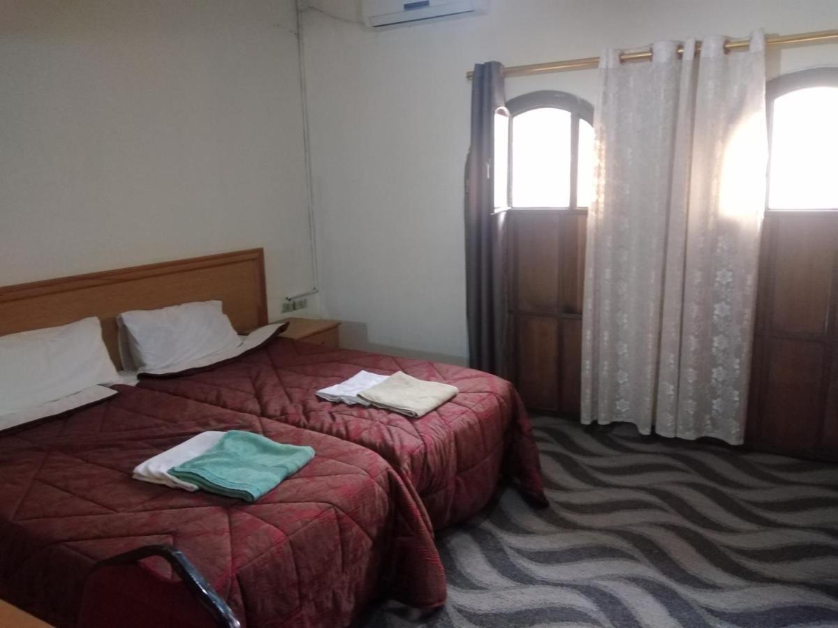 Queen Ayloa Hotel&Restaurant Madaba Extérieur photo